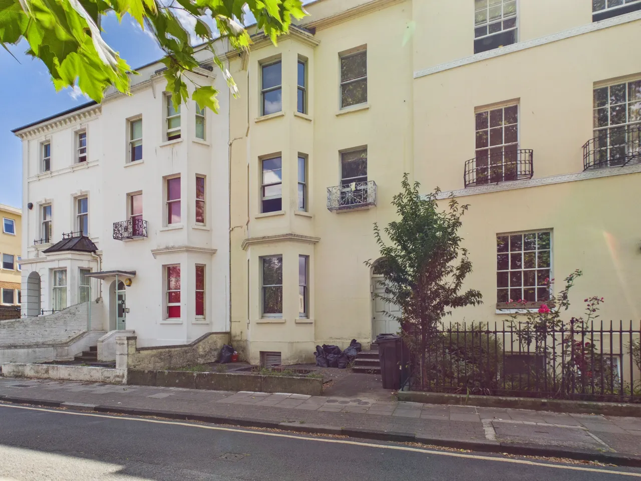 4 bed flat for sale, Brunswick Square, Gloucester, GL1