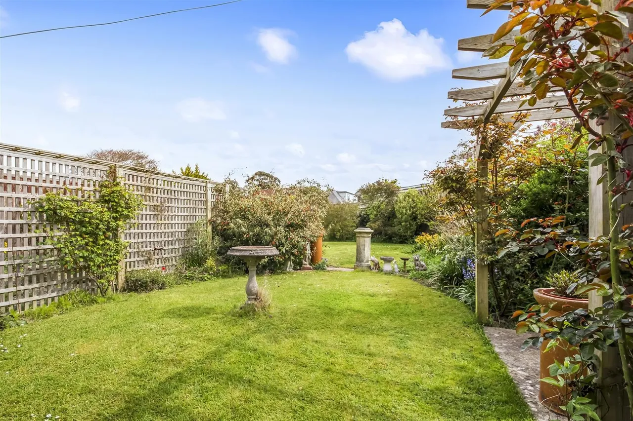 Upper West Drive, Ferring, Worthing, photo 14