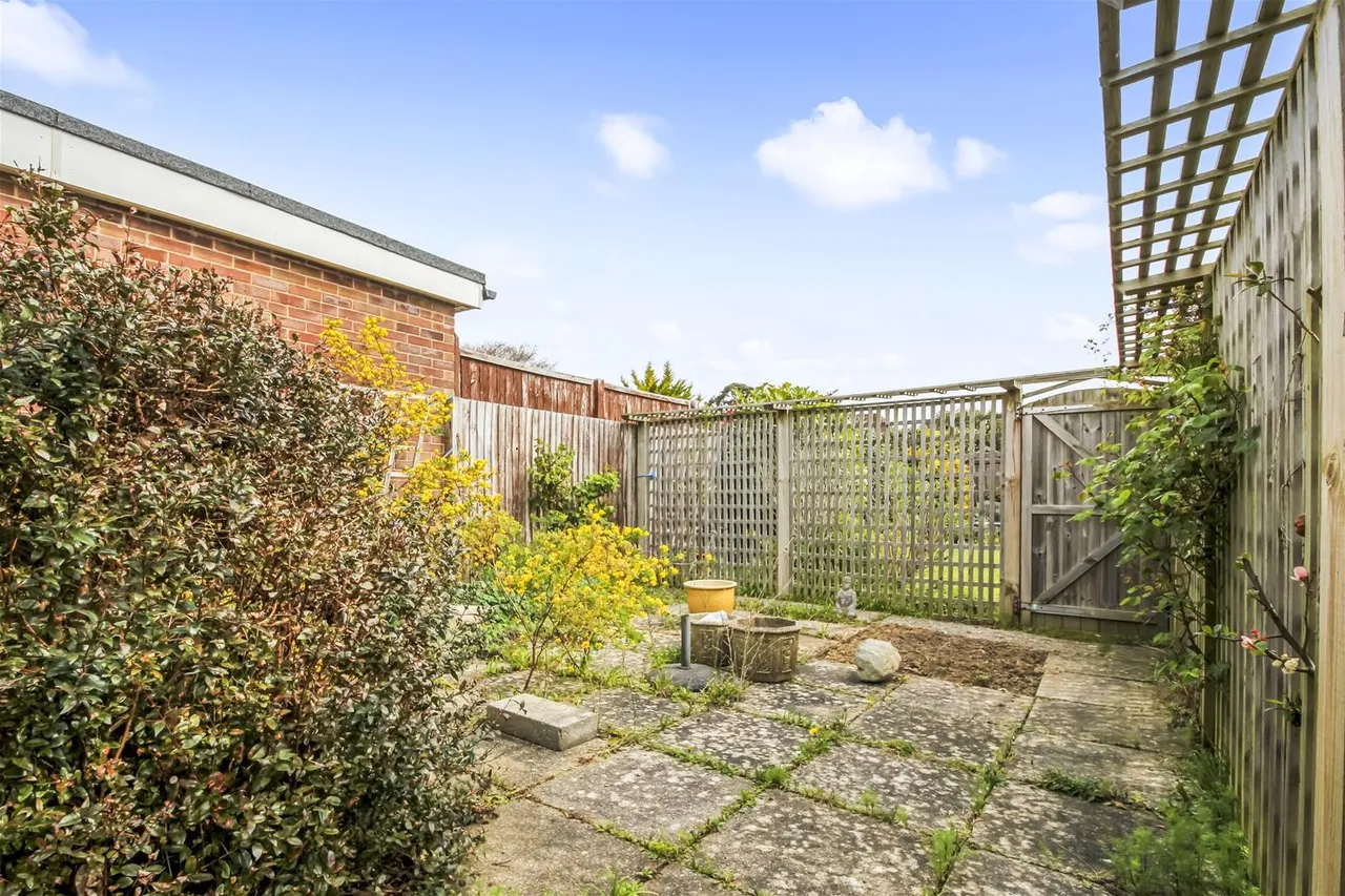 Upper West Drive, Ferring, Worthing, photo 18
