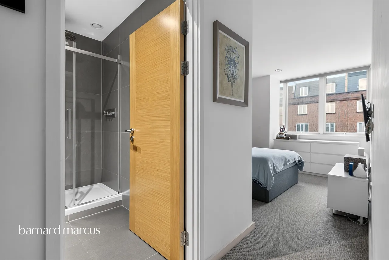 East Street, Epsom, photo 10