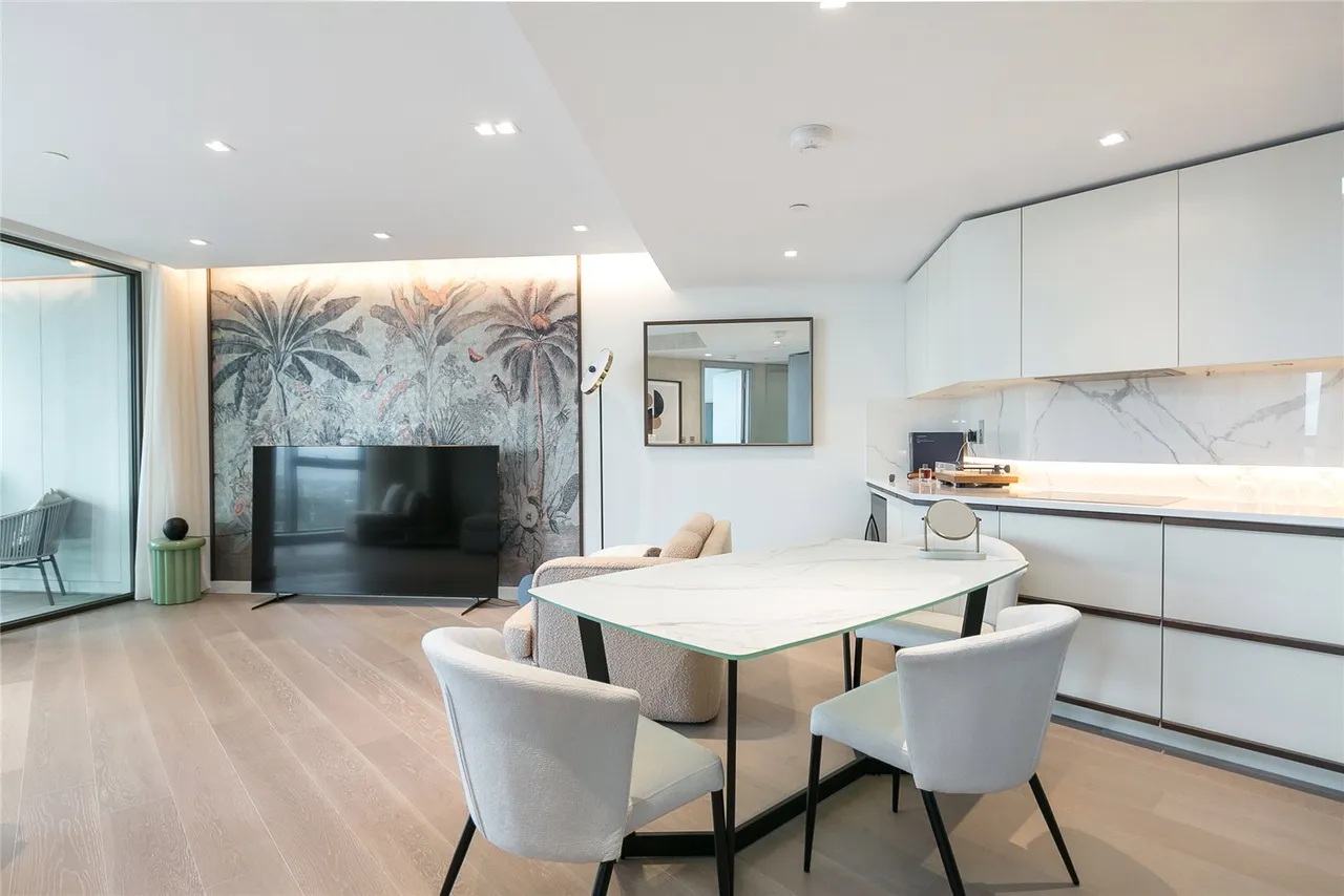 3 bed flat for sale, Newcastle Place, W2