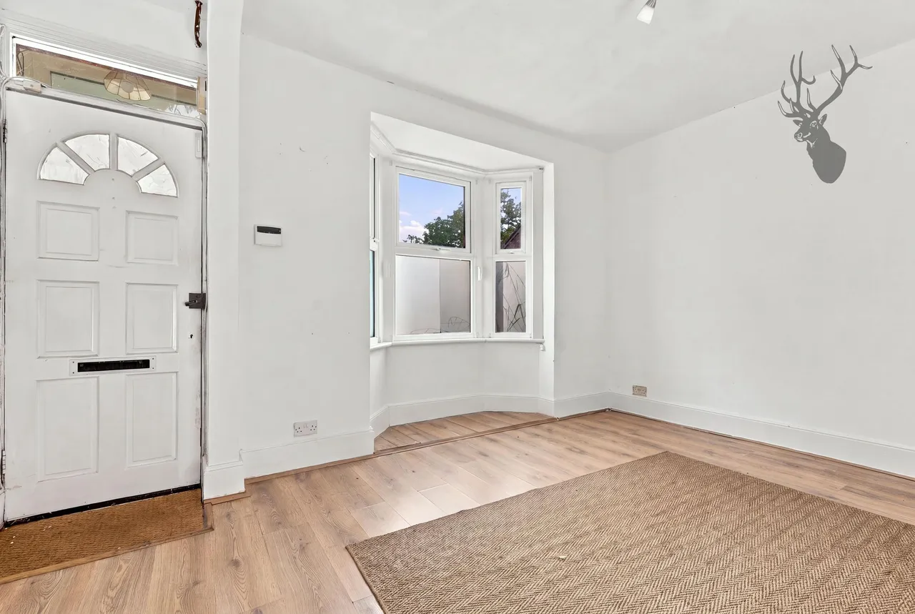 Beech Lane, Buckhurst Hill, IG9, photo 3