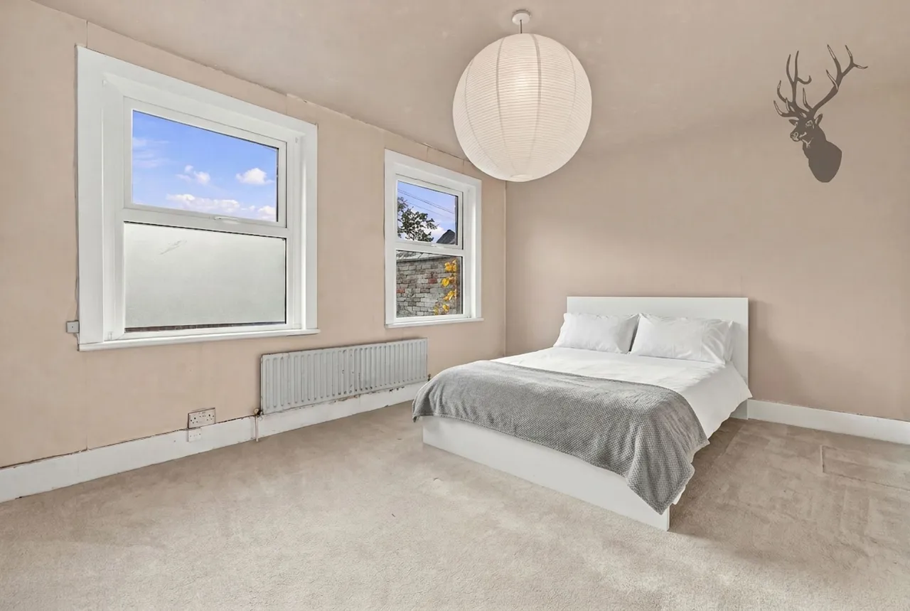 Beech Lane, Buckhurst Hill, IG9, photo 9
