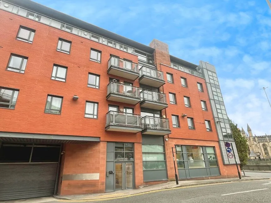 2 bed flat for sale, Blantyre Street, Manchester, M15