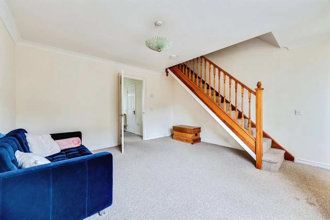 Barnum Court, Swindon, SN2, photo 4
