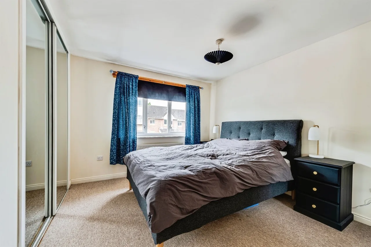 Barnum Court, Swindon, SN2, photo 6