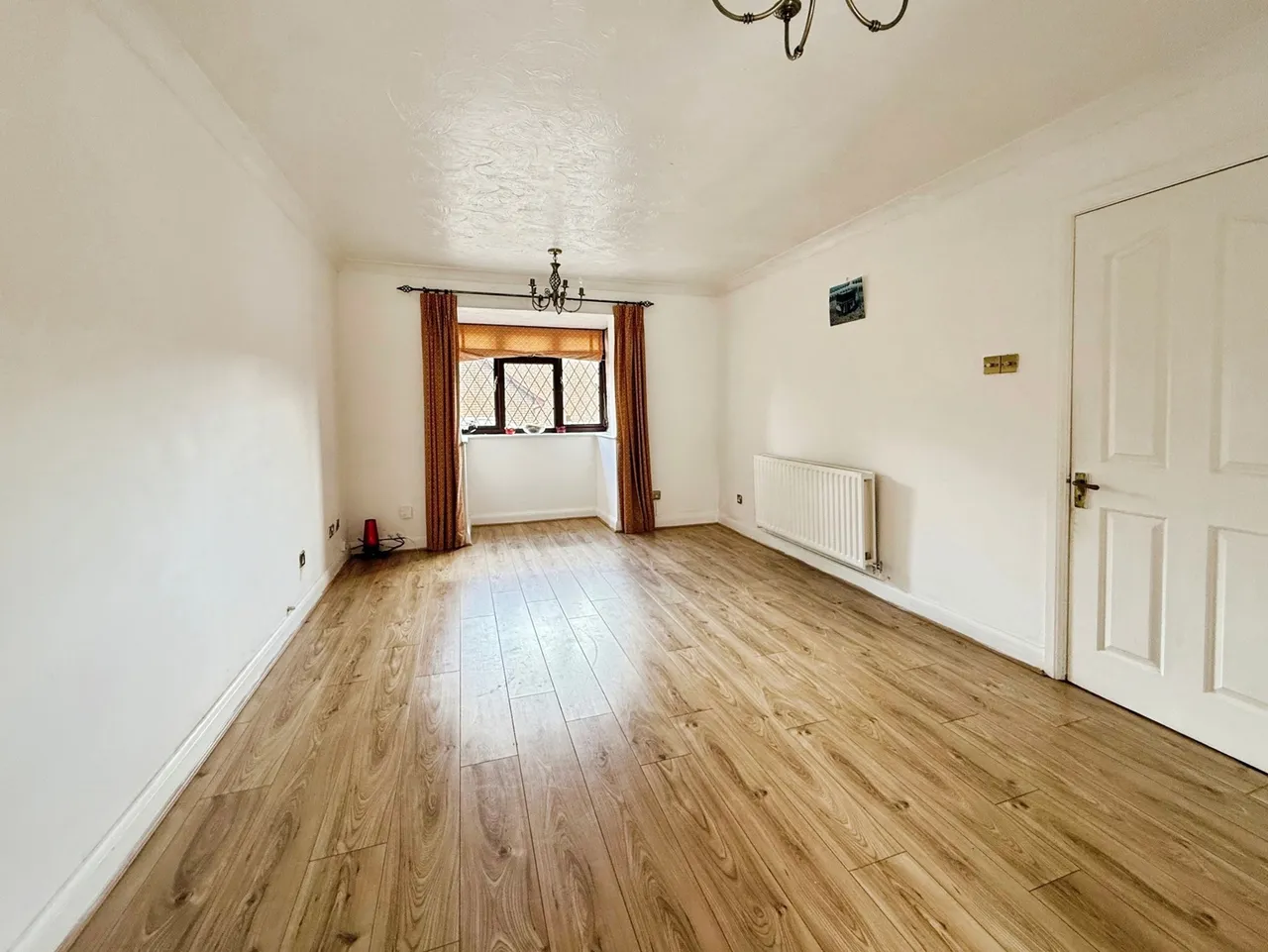 Sandbanks Drive, Basingstoke, Hampshire, RG22 4UL, photo 10