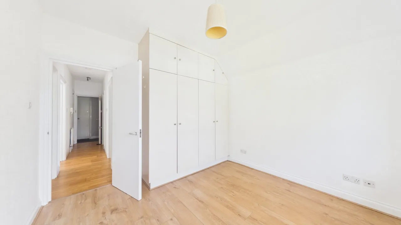 The Vale, Golders Green, NW11, photo 9