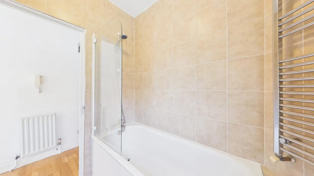 The Vale, Golders Green, NW11, photo 10