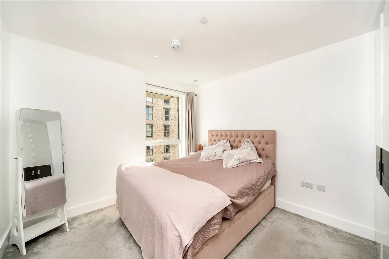 Pegler Square, London, SE3 9FW, photo 5