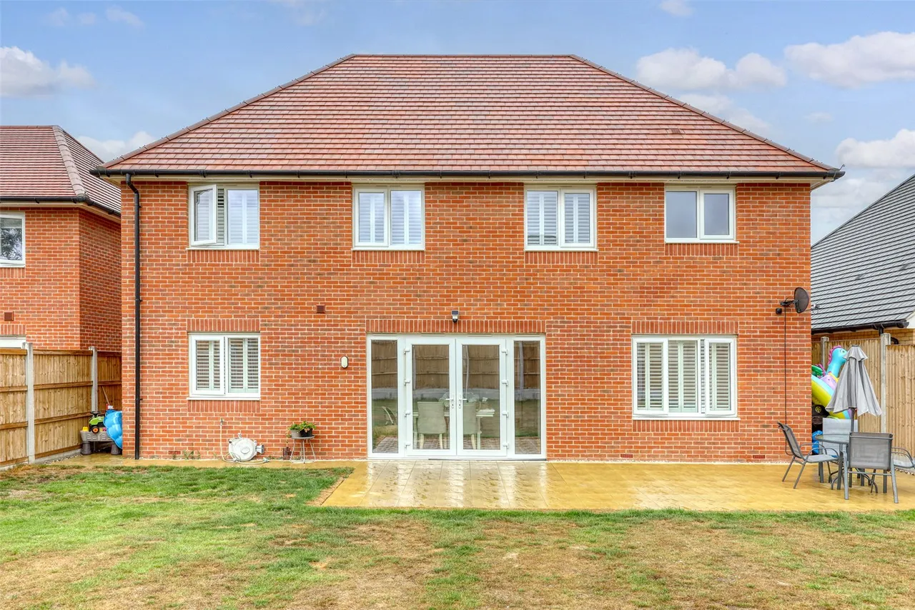 Porter Way, Witham, CM8, photo 24