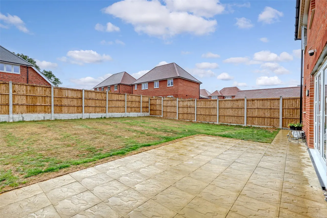 Porter Way, Witham, CM8, photo 23