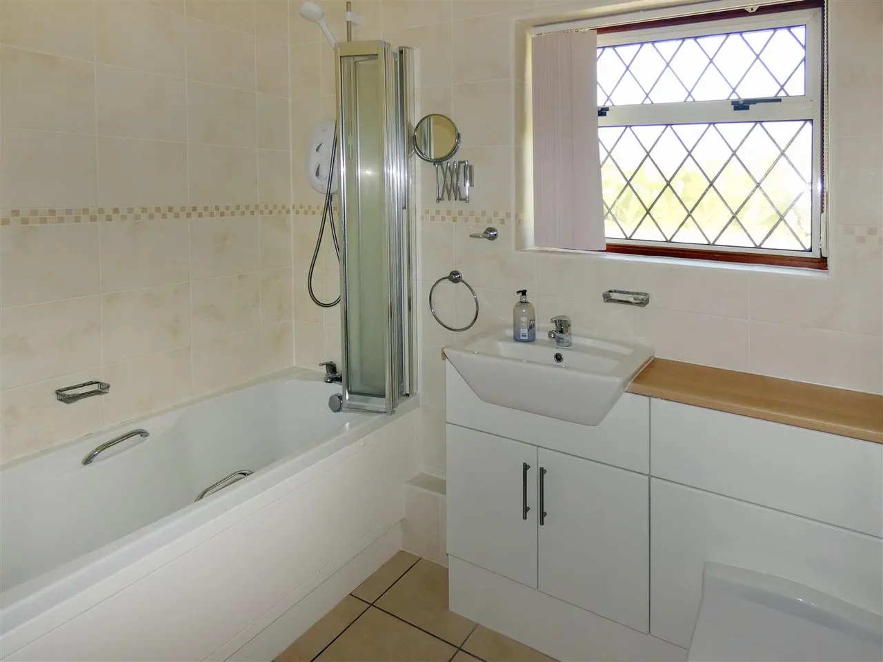 The Bramblings, Rustington, photo 13