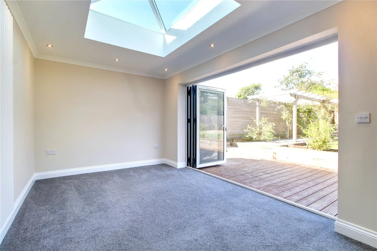 Sutherland Avenue, Hellesdon, Norwich, Norfolk, NR6, photo 12