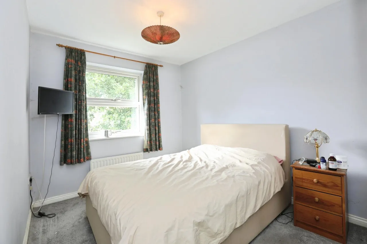 Middle Street, Betchworth, RH3, photo 6