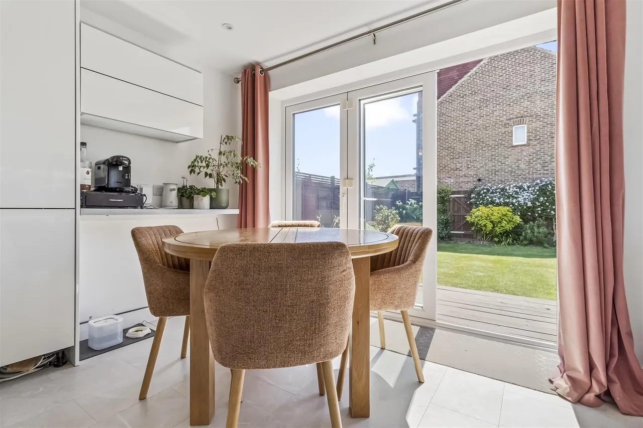 Chancton View Road, West Worthing, Worthing, photo 7