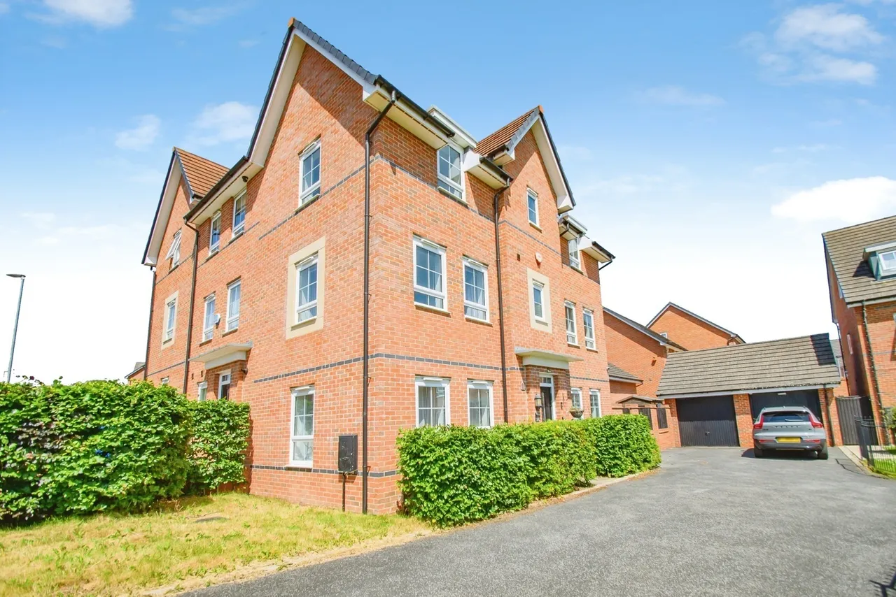 Whitewood Road, Worsley, Manchester, Greater Manchester, M28, photo 2