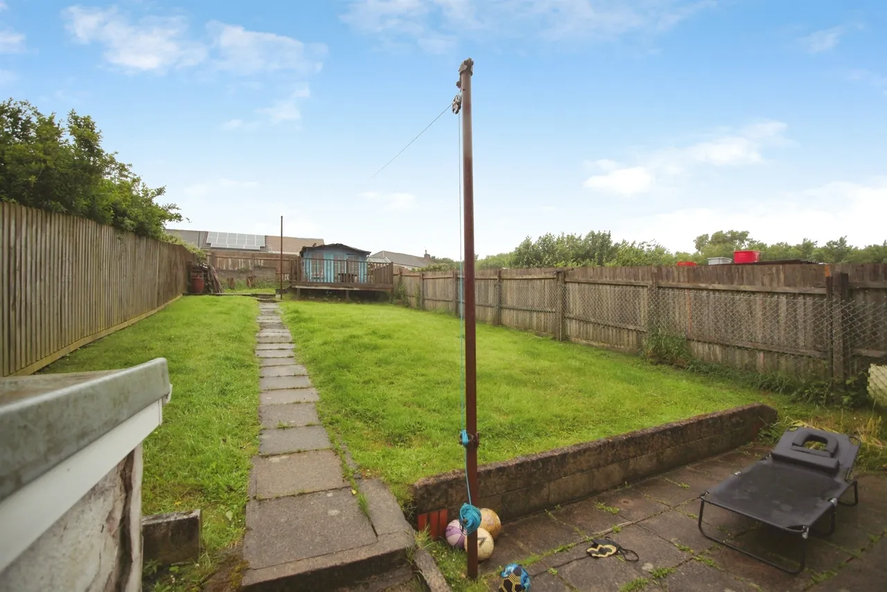 Ael Y Bryn, Beddau, CF38, photo 15