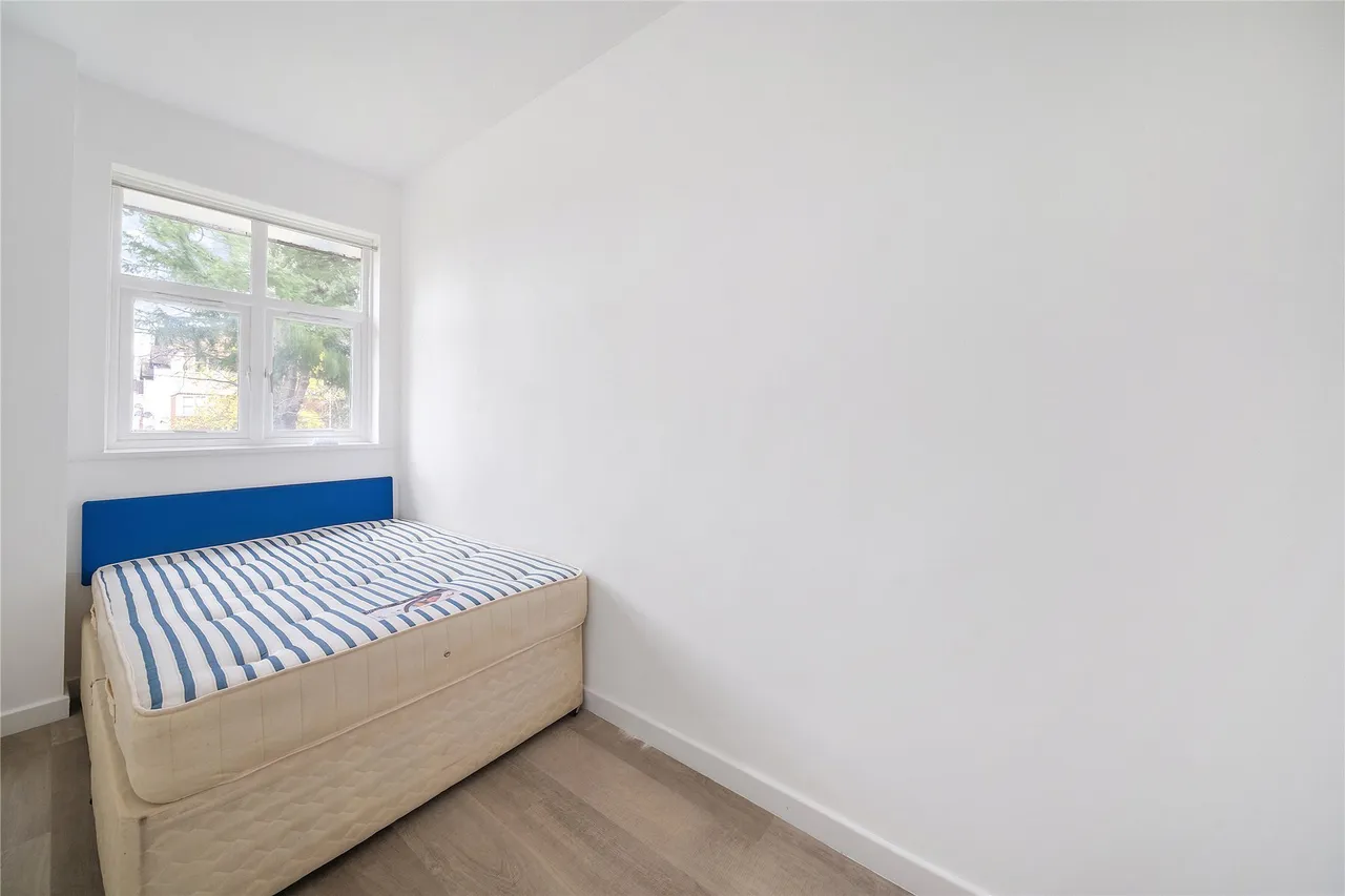 Aldrington Road, London, SW16, photo 3