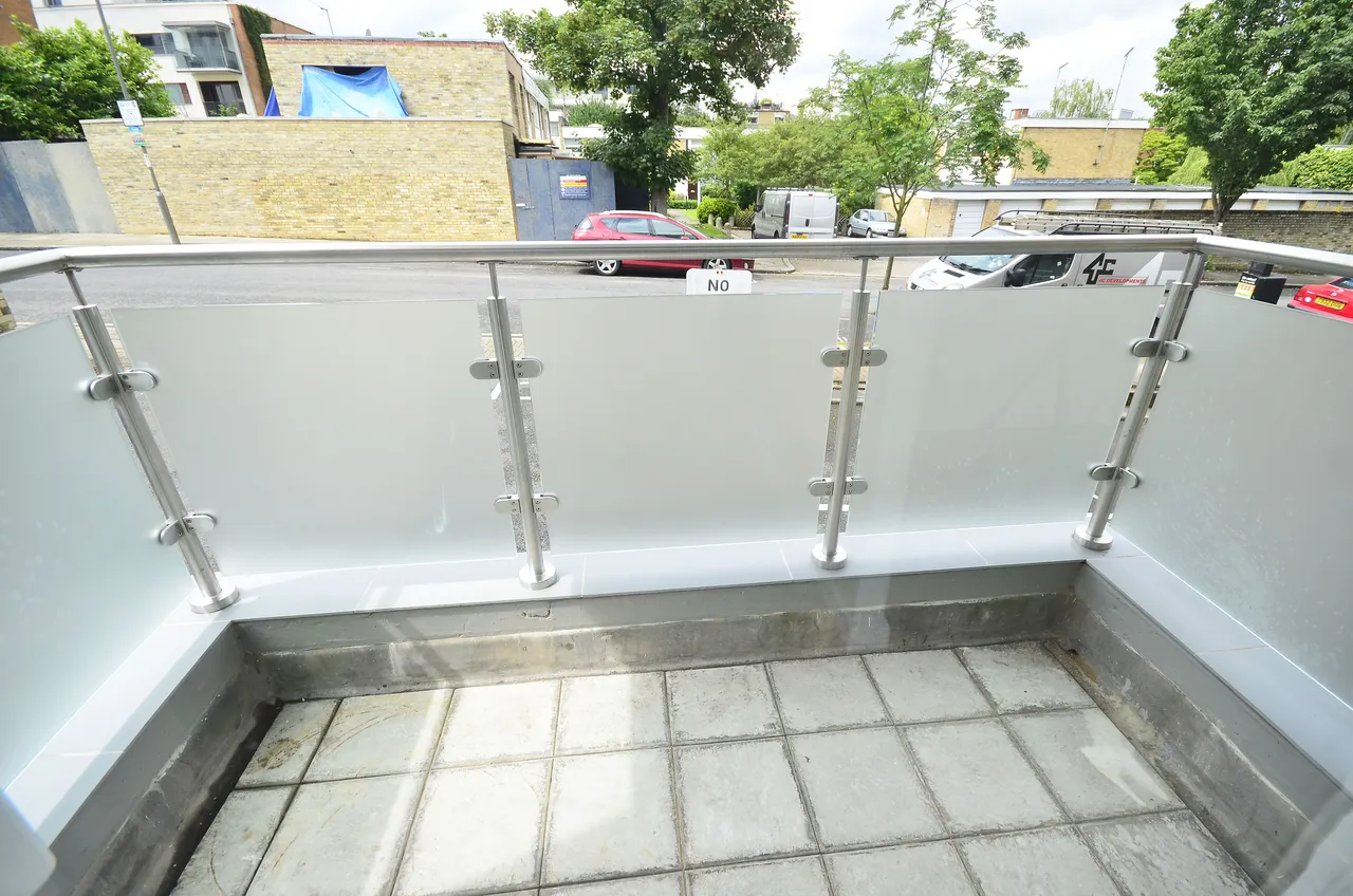 39 Grosvenor Court, 1 Rayners Road, London, photo 5