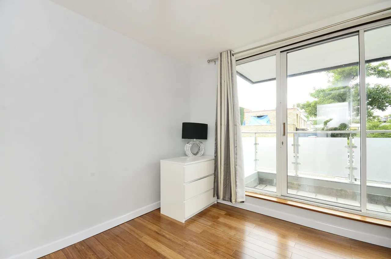 39 Grosvenor Court, 1 Rayners Road, London, photo 6