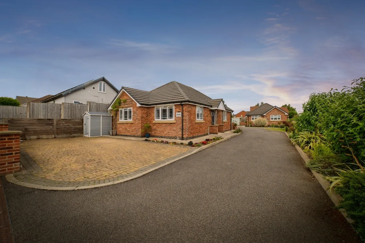 2 bed house for sale, Haddon Street, Sutton-in-Ashfield, NG17