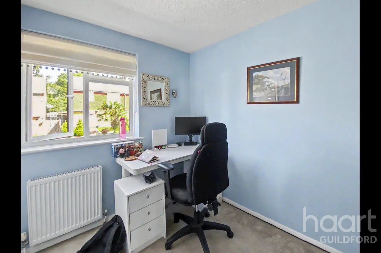 Fairview Road, Aldershot, GU12, photo 12