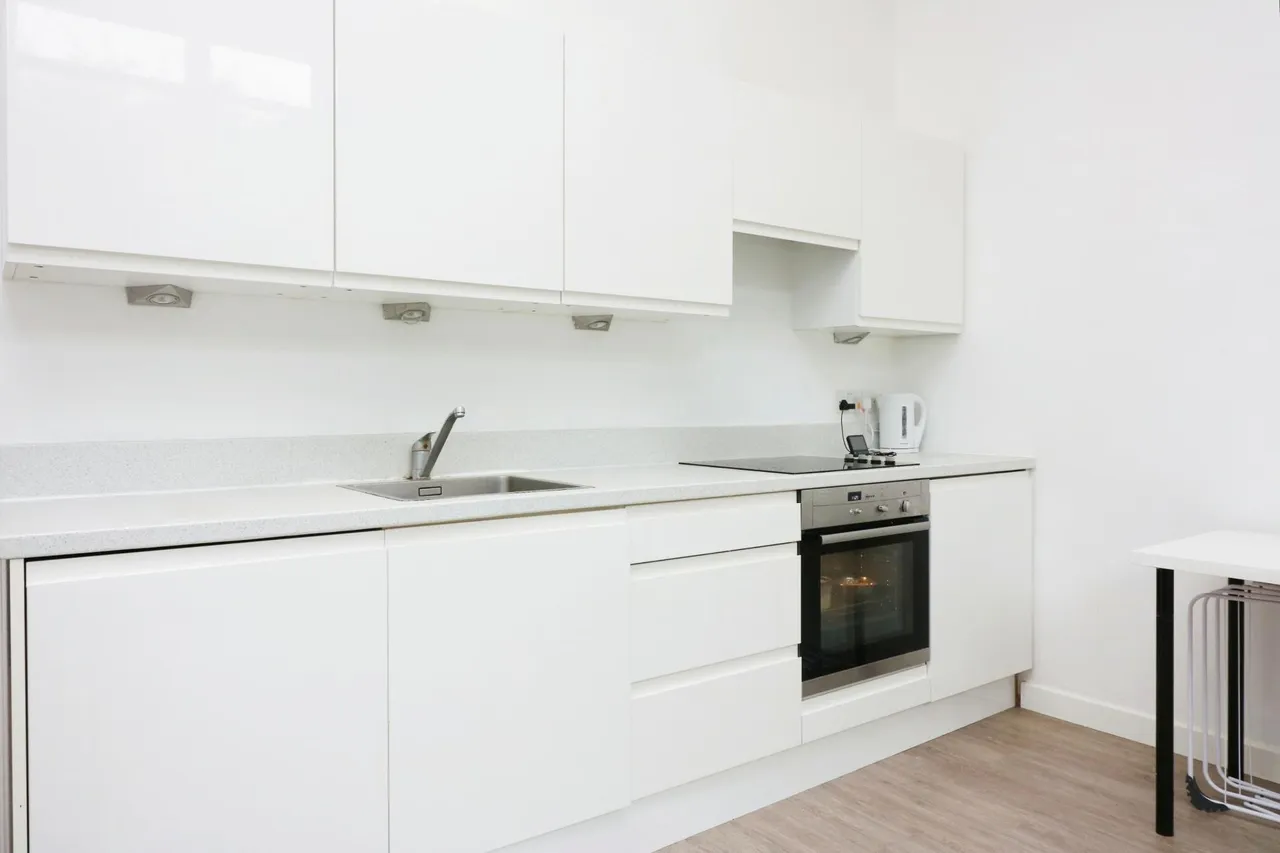 Bellmont Lodge, Welwyn Garden City, Herts, AL7, photo 3
