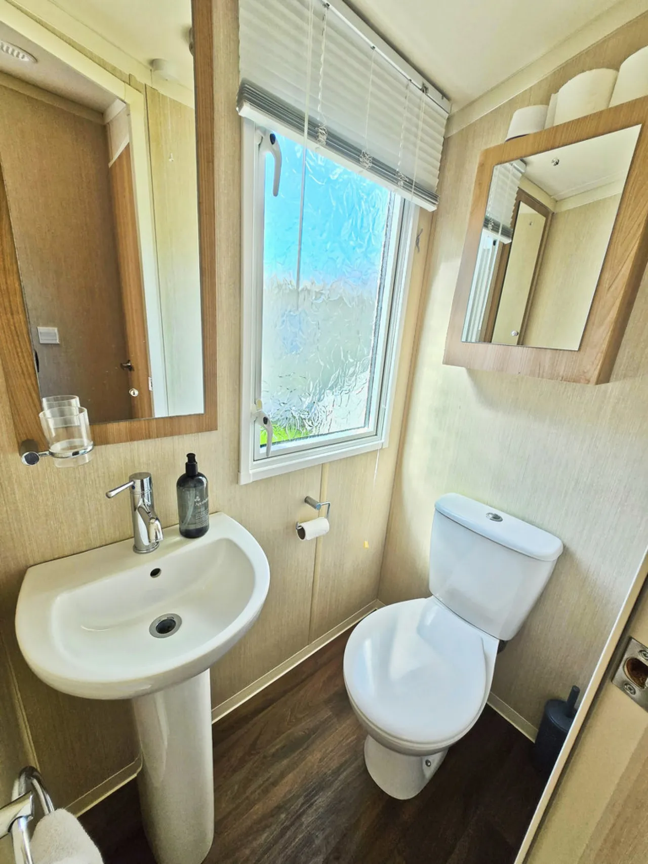 Wilksworth Caravan Park, photo 11
