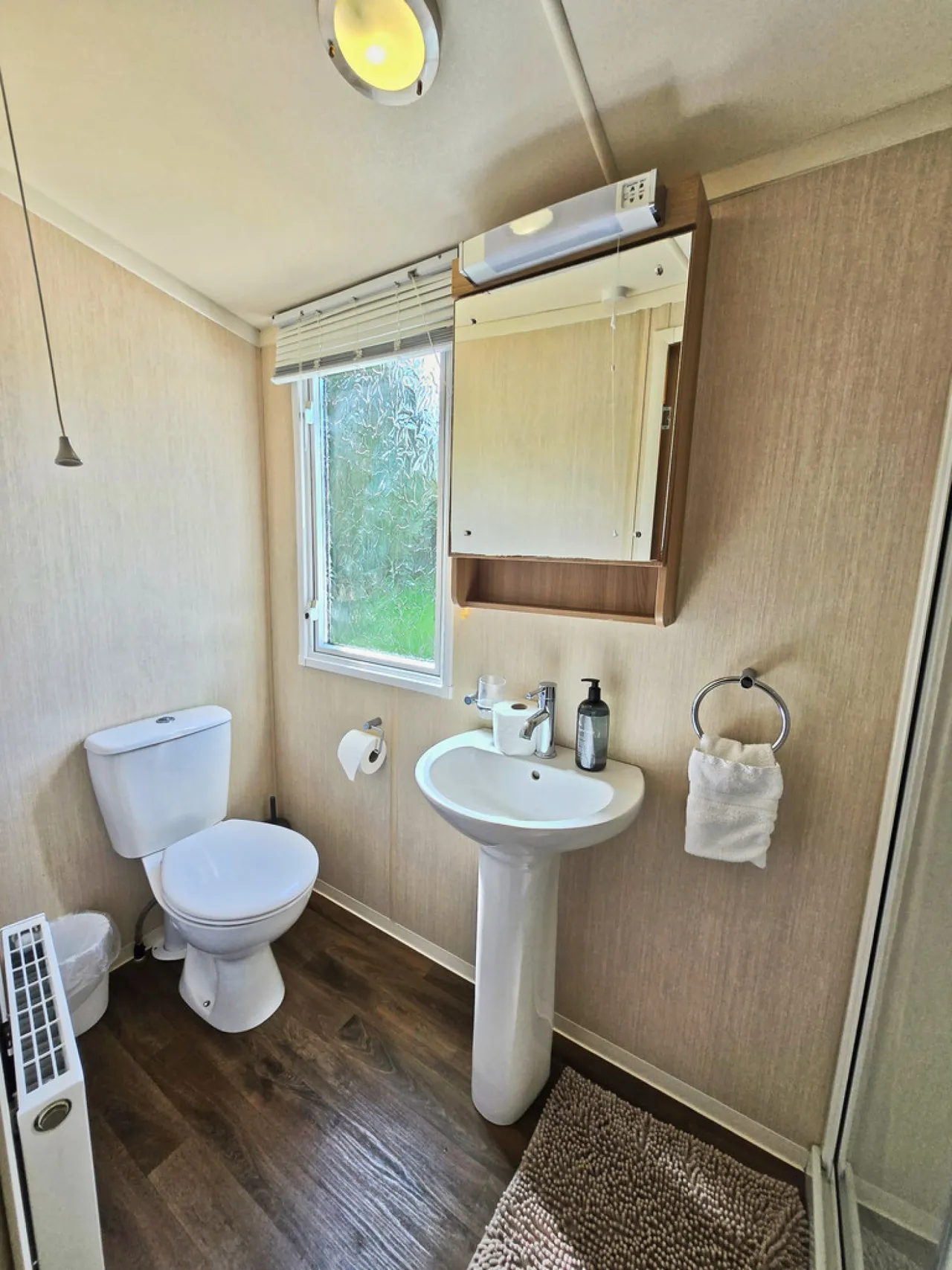 Wilksworth Caravan Park, photo 5