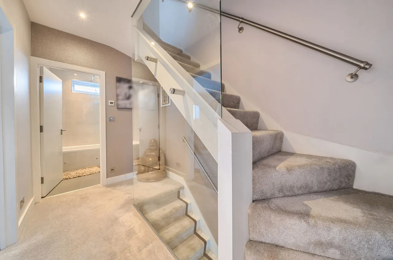 Abercairn Road, London, London, SW16 5AD, photo 3