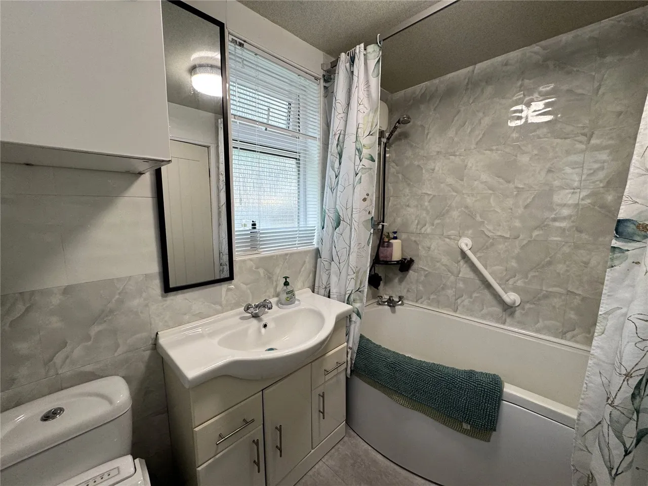 New Road, Norton, Doncaster, South Yorkshire, DN6, photo 9