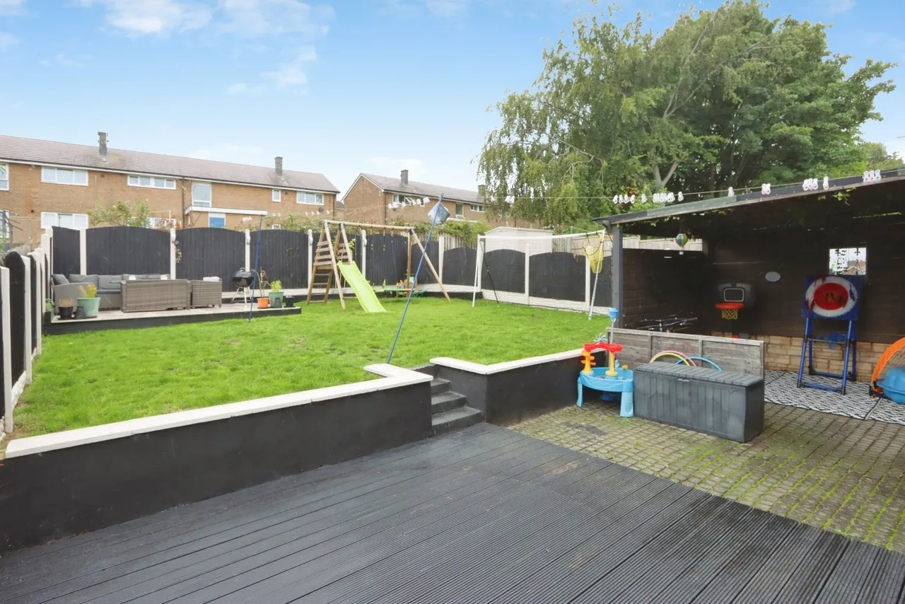 Stradbroke Drive, Sheffield, South Yorkshire, S13, photo 4