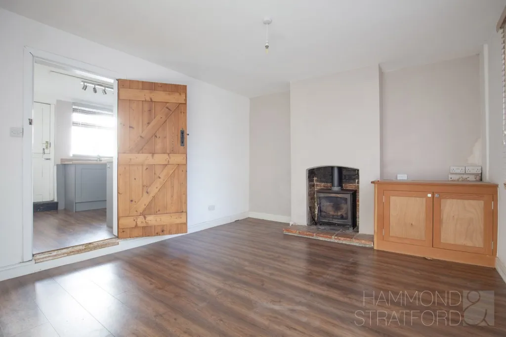 Avenue Road, Wymondham, photo 5