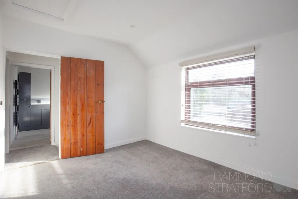 Avenue Road, Wymondham, photo 9