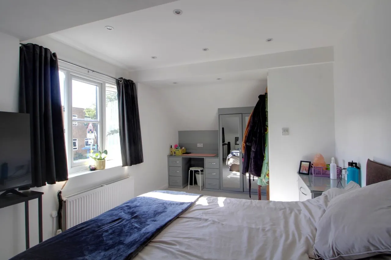 Shoreham town centre, BN43, photo 7
