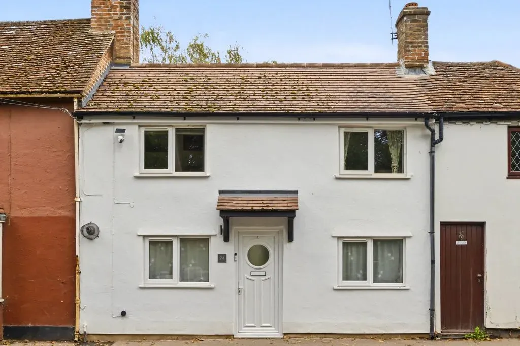 3 bed house for sale — London Road, Aston Clinton, Buckinghamshire, HP22 5HS