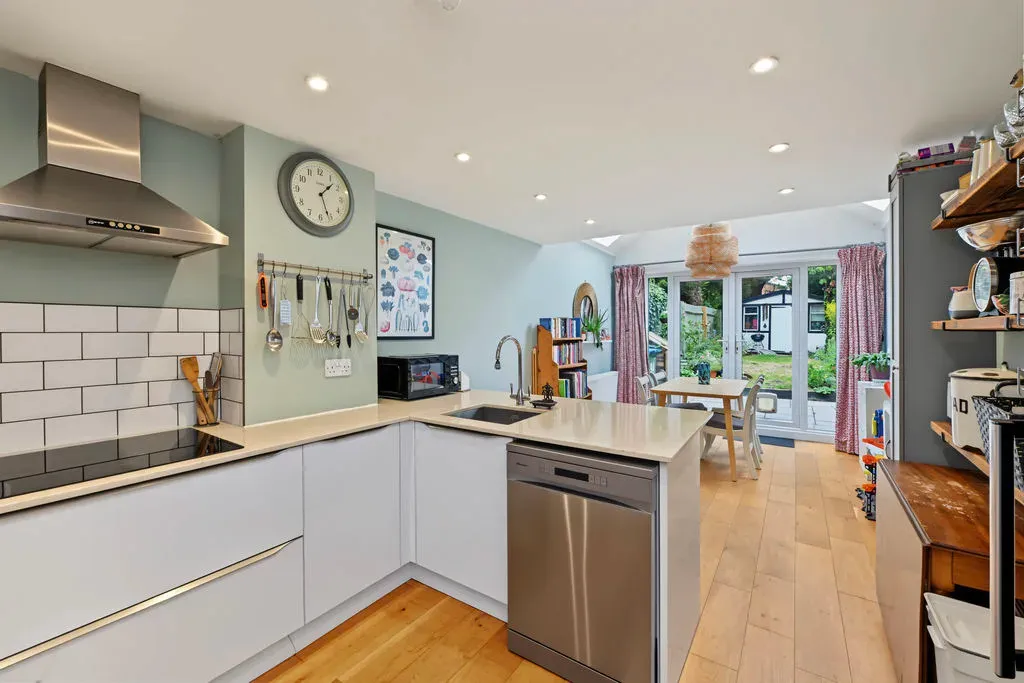 London Road, Aston Clinton, Buckinghamshire, HP22 5HS, photo 3
