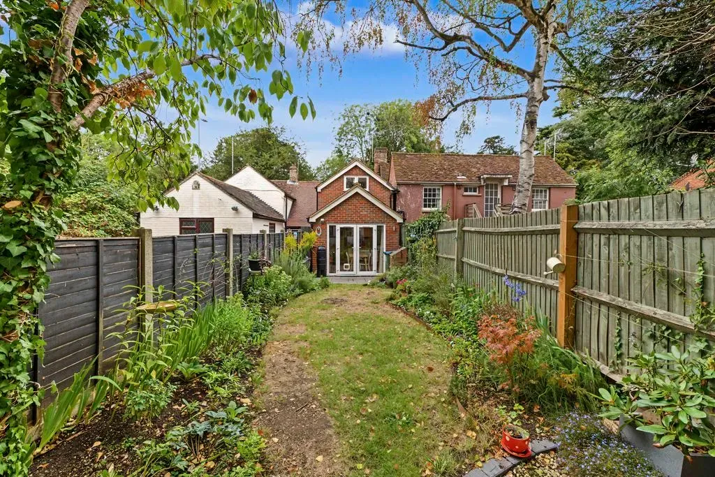 London Road, Aston Clinton, Buckinghamshire, HP22 5HS, photo 17