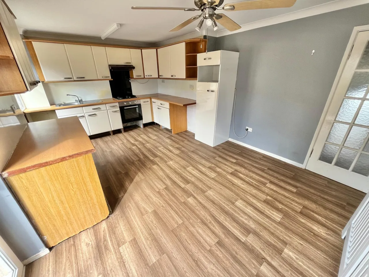 Churchill Walk, Saltash, PL12, photo 6