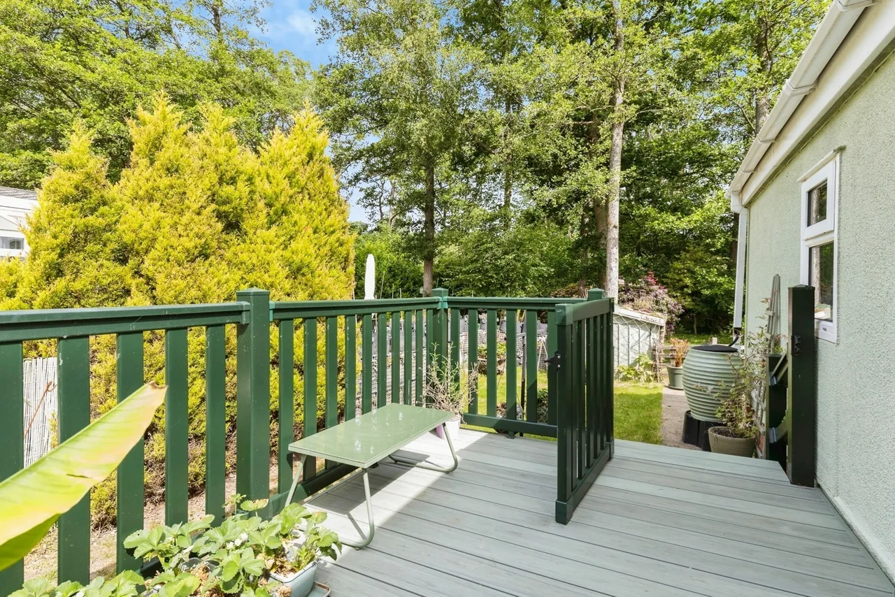 Partridge Place, Turners Hill Park, RH10, photo 6