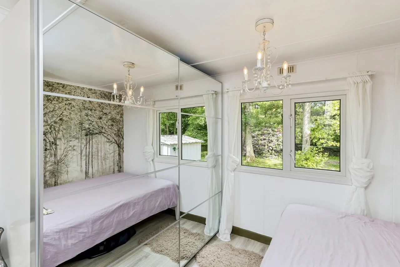 Partridge Place, Turners Hill Park, RH10, photo 9