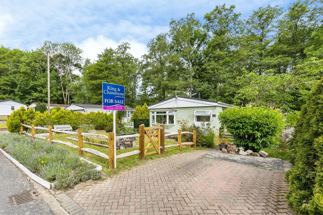 Partridge Place, Turners Hill Park, RH10, photo 8