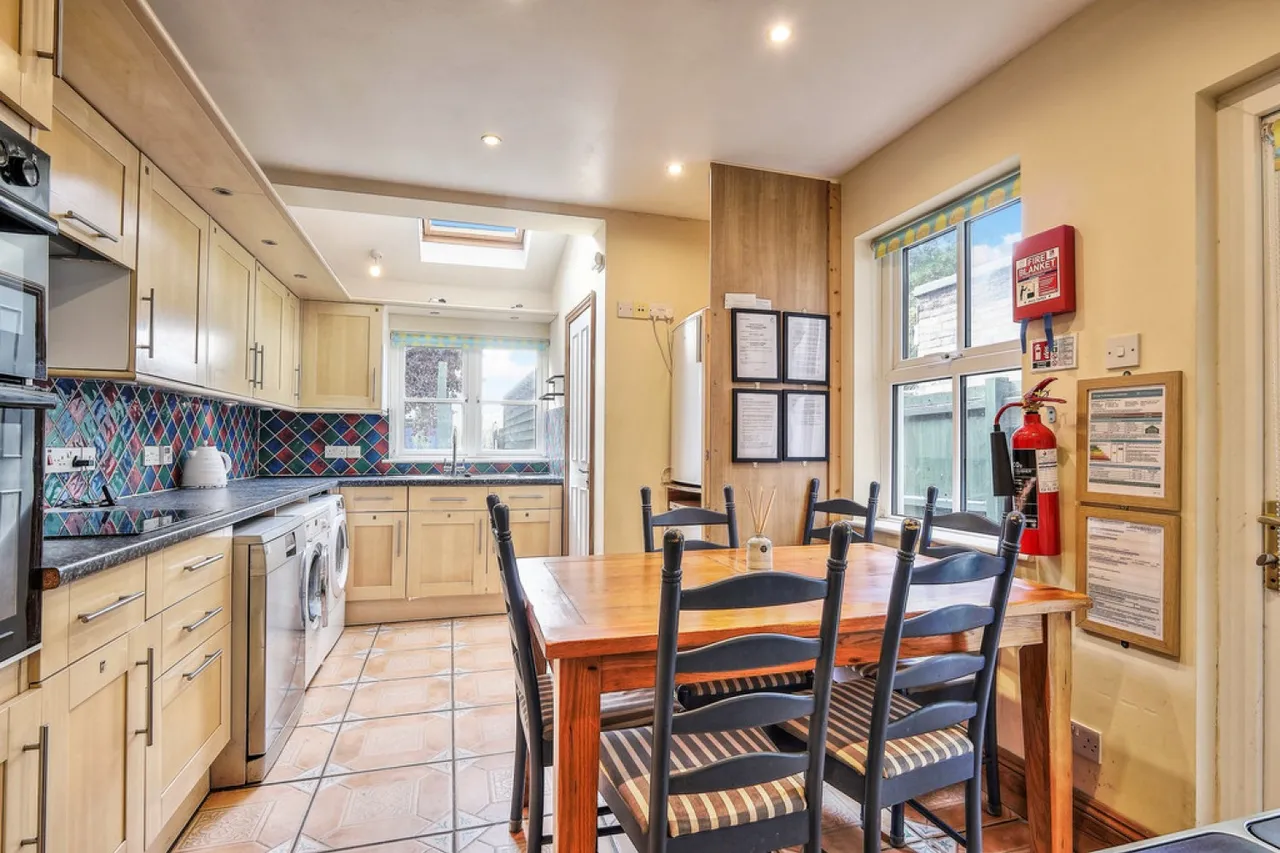 6 bed house to rent — Cavendish Road, Cambridge