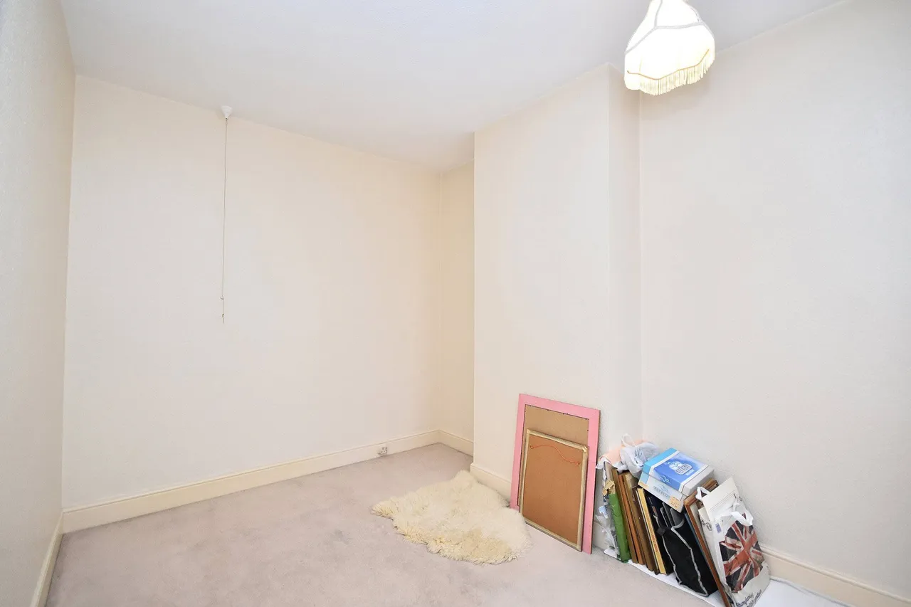 Newcombe Road, Northampton, NN5 7AZ, photo 12