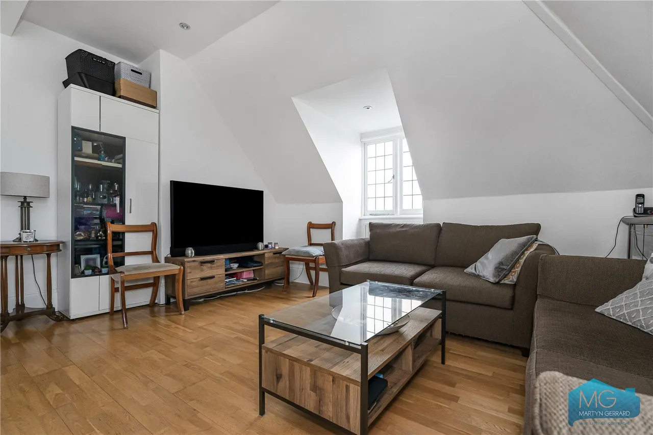 Aldermans Hill, London, N13, photo 6