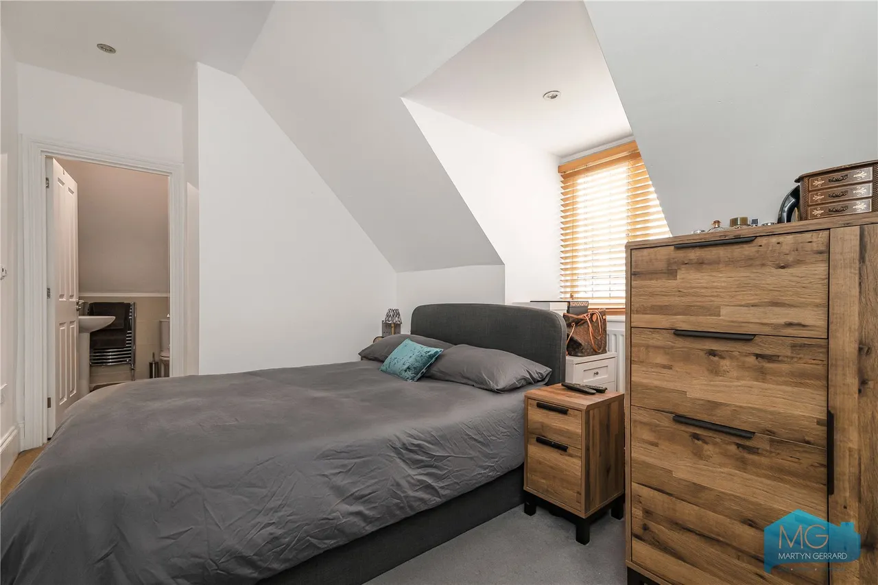Aldermans Hill, London, N13, photo 10