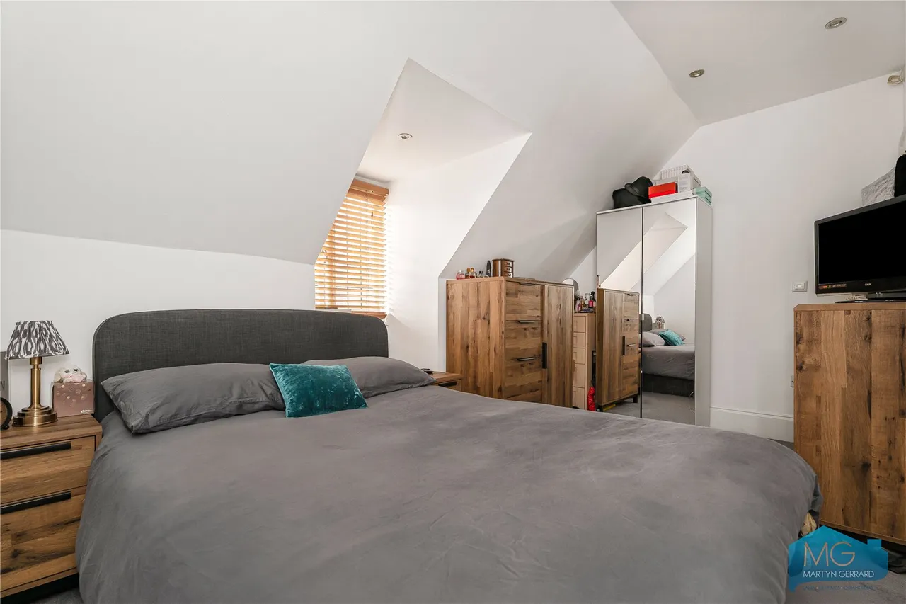Aldermans Hill, London, N13, photo 9