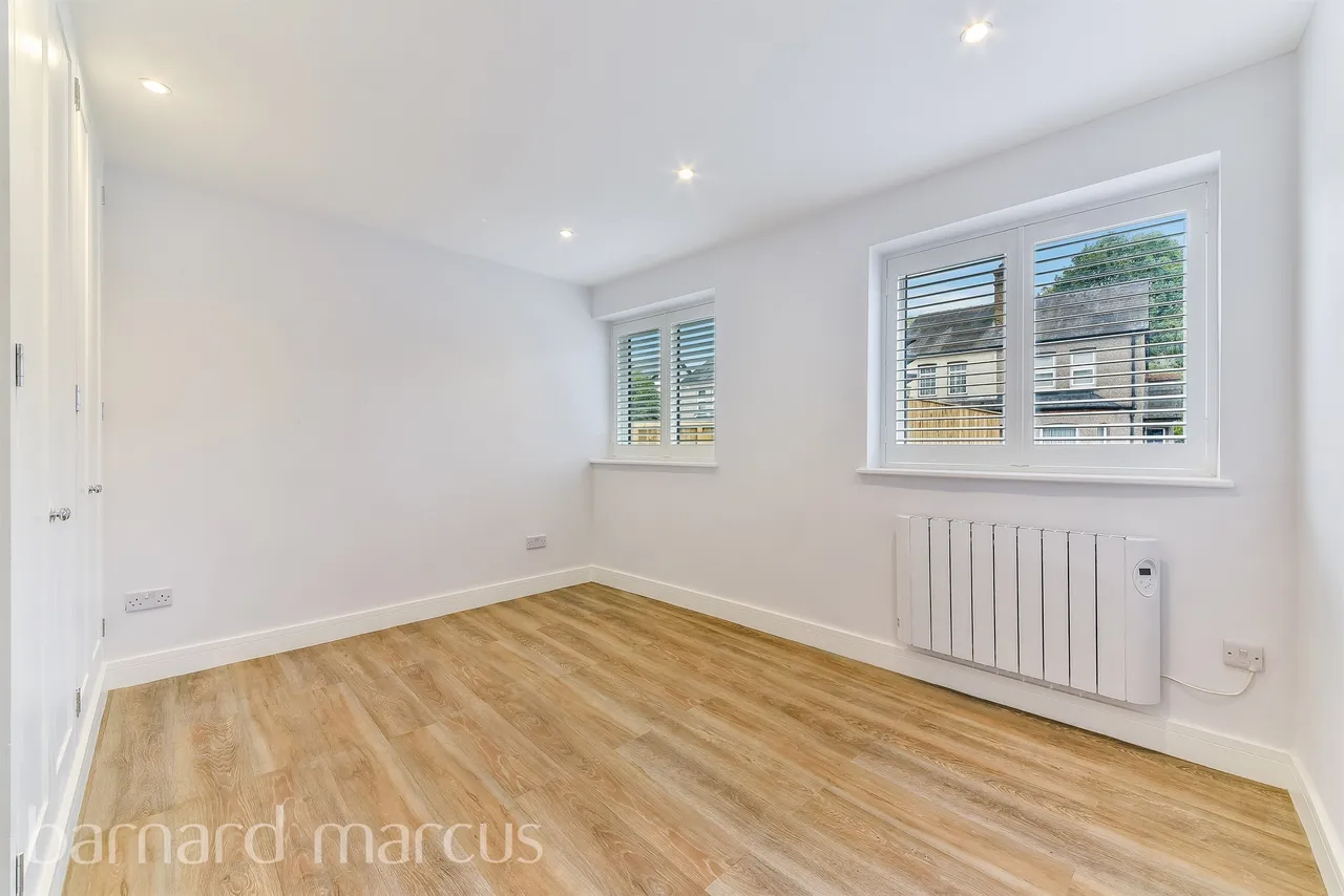 Hook Road, Epsom, KT19, photo 10