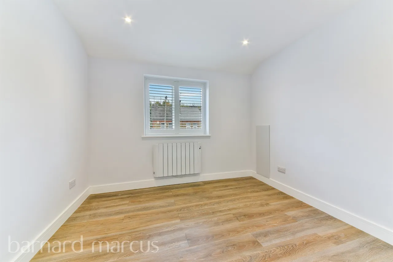Hook Road, Epsom, KT19, photo 11